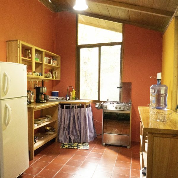 Cocina departamento 1 [Ancho Máximo 2400 Altura Máxima 1800]-min