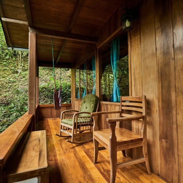 Porche Bungalow [Ancho Máximo 2400 Altura Máxima 1800]-min